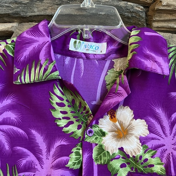 💝 $2 when Bundled 💝 Purple Tropical Button Up Shirt Size L - Picture 2 of 9